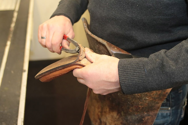 reparatie zolen en hakken